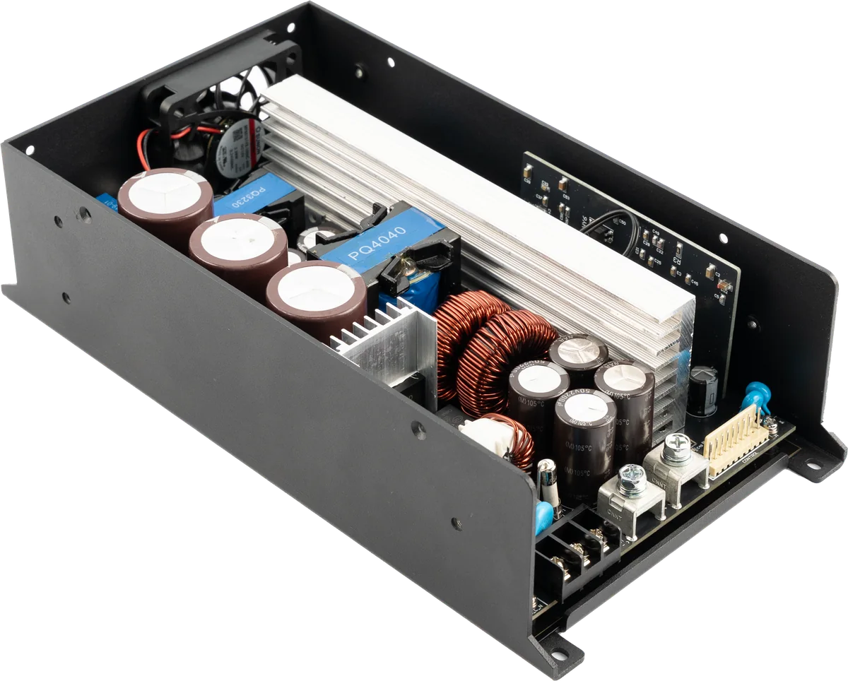 DIODE POWER — Gövde kapağı açıkken sürücü kartı ve güç katı. Soğutucu blok doğrudan hava akışının üzerindedir.